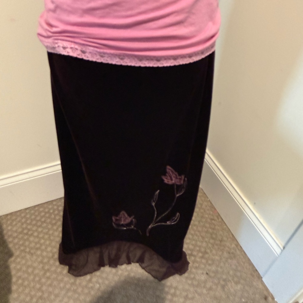 VTG Y2K XOXO Brown Velvet Stretch Maxi Skirt with Floral Design Sz S